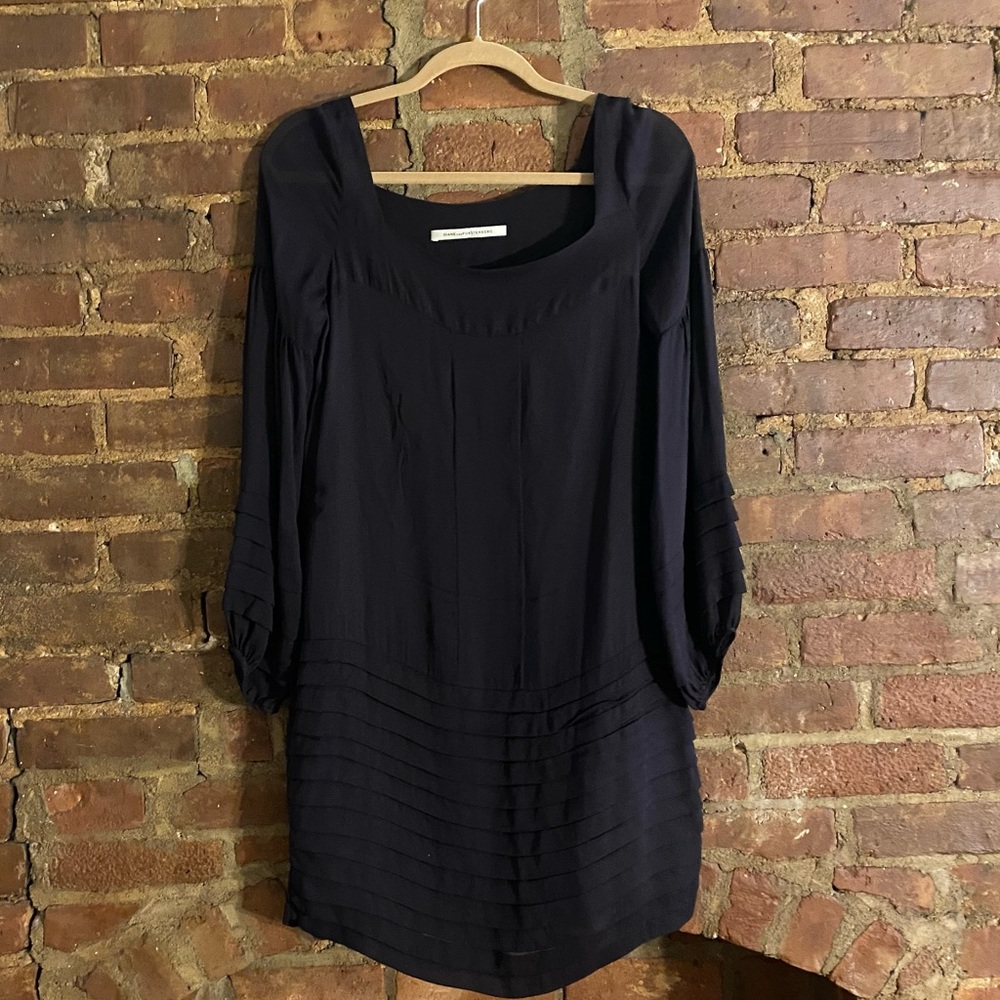 Diane Von Furstenberg Navy Square Neck Dress Silk